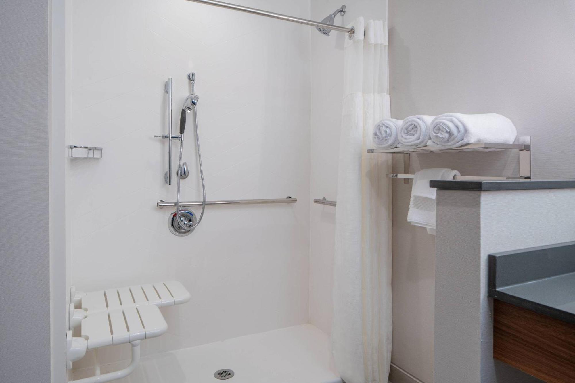 Fairfield By Marriott Inn & Suites Pensacola Pine Forest Dış mekan fotoğraf